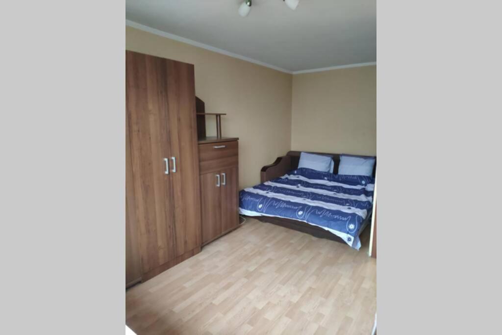 Small Apartment For 2 Kiev Exterior foto